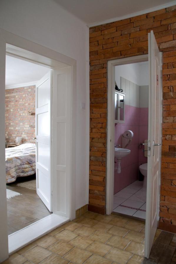 Ferienwohnung Notas Tuecsoek Vendeghaz Agyagosszergény Exterior foto