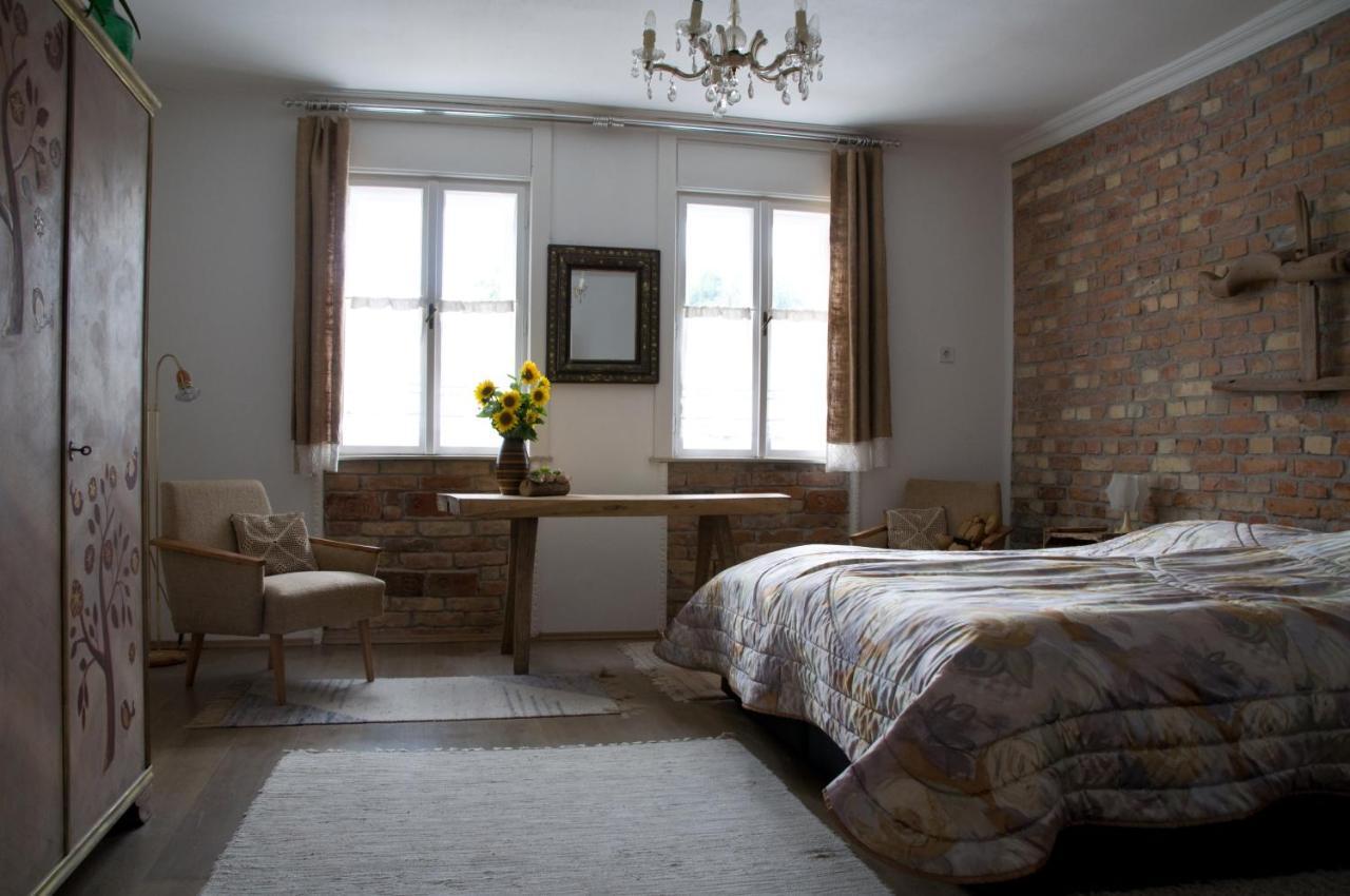 Ferienwohnung Notas Tuecsoek Vendeghaz Agyagosszergény Exterior foto